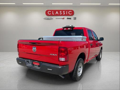 2022 RAM 1500 Tradesman Crew Cab 4x4