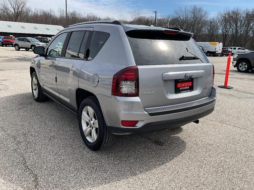 Billet Silver Metallic Clearcoat 2017 Jeep Compass Sport