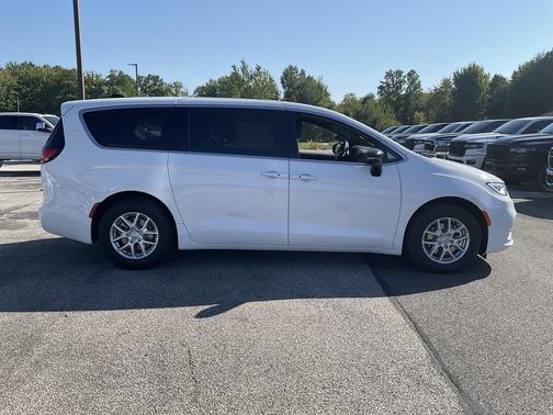 2026 Chrysler Pacifica L