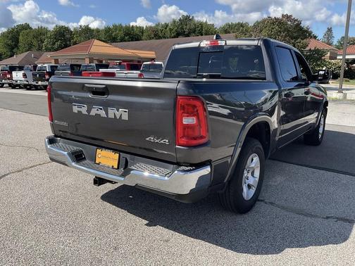 2025 RAM 1500 Big Horn Crew Cab 4x4