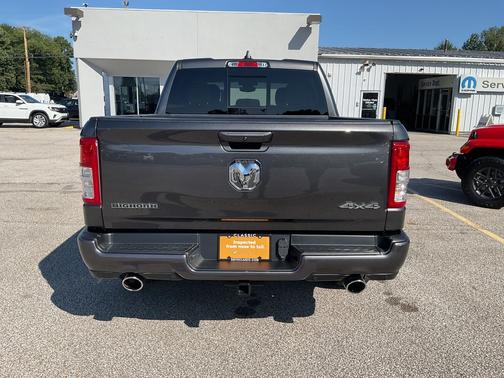 2022 RAM 1500 Big Horn Crew Cab 4x4