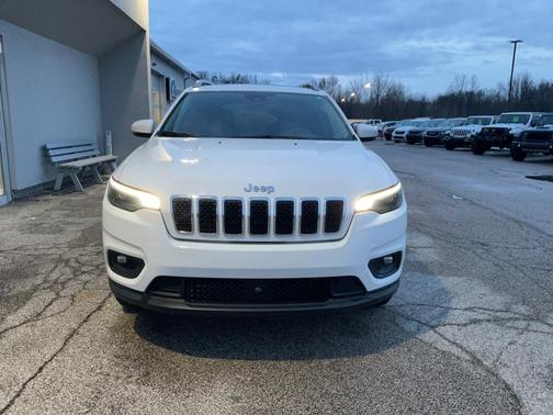 2021 Jeep Cherokee Latitude Lux