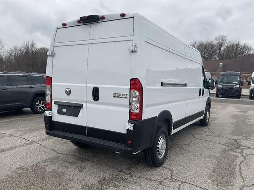 Bright White Clearcoat 2026 RAM ProMaster 2500 Tradesman