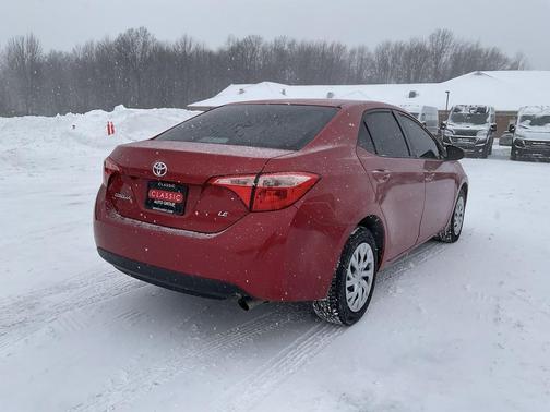 2018 Toyota Corolla LE