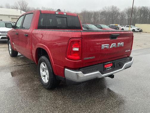 Molten Red Pearlcoat 2026 RAM 1500 Big Horn/Lone Star