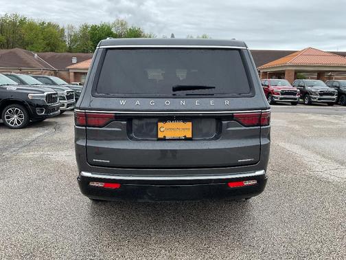 Baltic Gray Metallic Clearcoat 2022 Jeep Wagoneer Series II 4x4