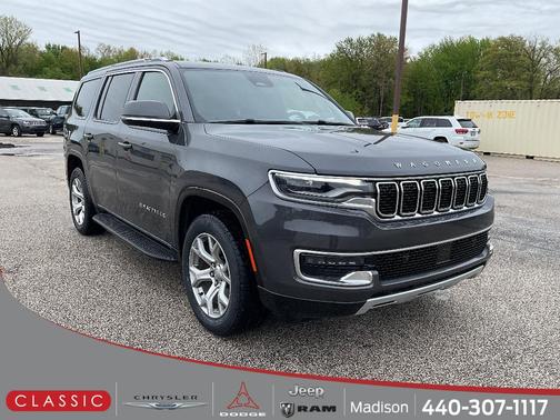 Baltic Gray Metallic Clearcoat 2022 Jeep Wagoneer Series II 4x4