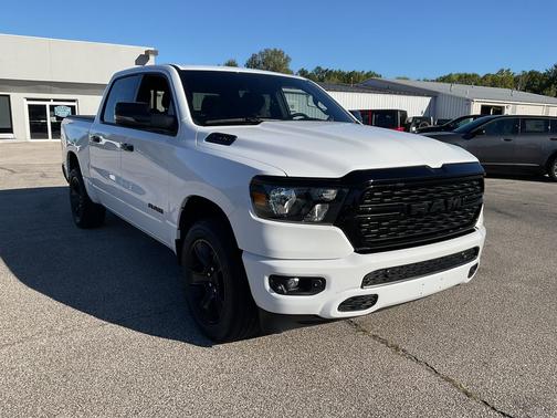 2024 RAM 1500 Big Horn Crew Cab 4x4