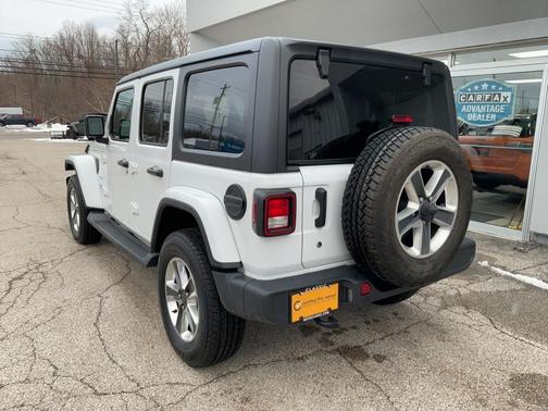 2020 Jeep Wrangler Unlimited Sahara