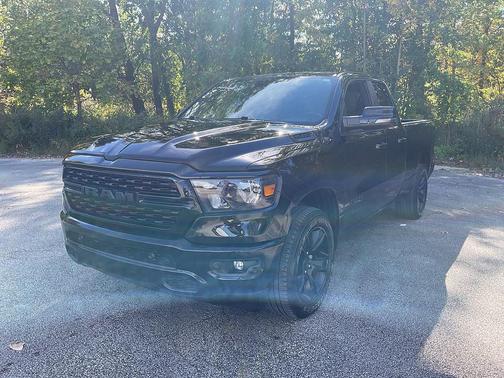 Diamond Black Crystal Pearlcoat 2023 RAM 1500 Big Horn/Lone Star