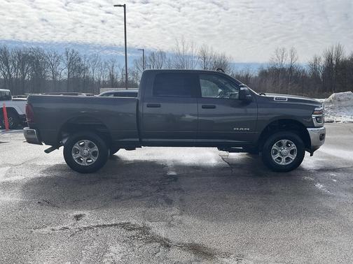 2026 RAM 2500 Big Horn Crew Cab 4x4 6'4' Box