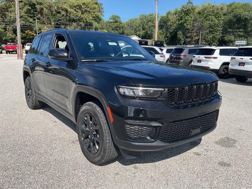 2025 Jeep Grand Cherokee Altitude