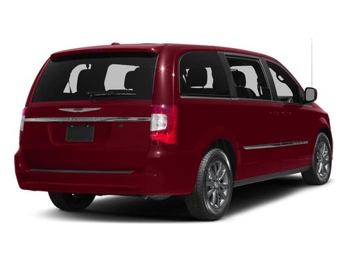 2016 Chrysler Town & Country S