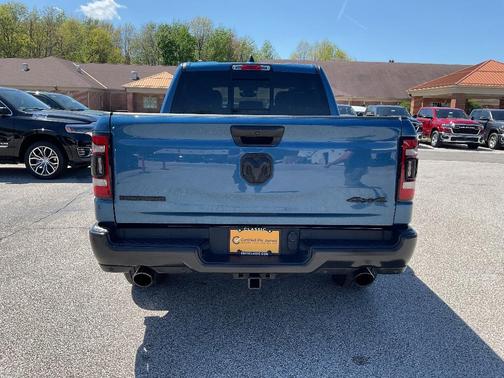 BLUE 2024 RAM 1500 Big Horn/Lone Star