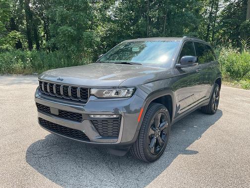 Baltic Gray Metallic Clearcoat 2026 Jeep Grand Cherokee Limited