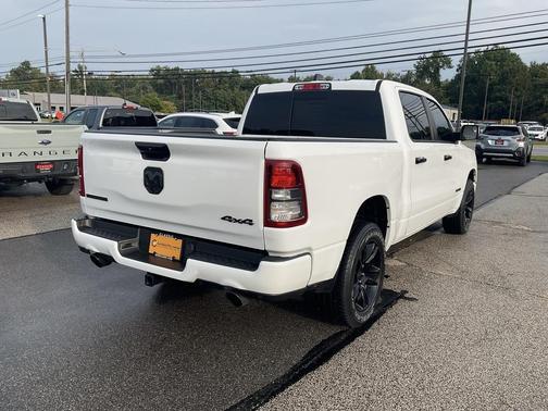 2023 RAM 1500 Big Horn Crew Cab 4x4