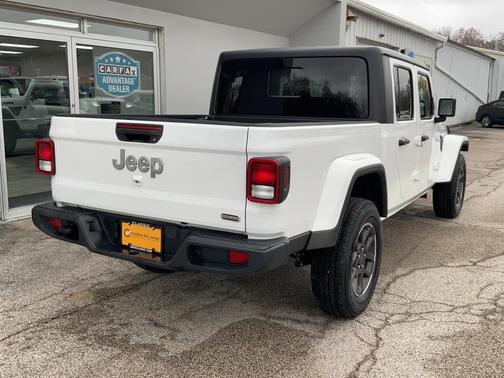 2023 Jeep Gladiator Overland