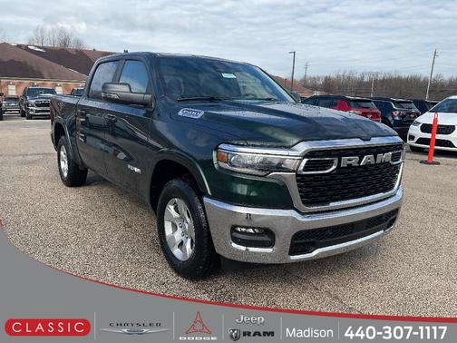 Serrano Green Metallic 2026 RAM 1500 Big Horn/Lone Star