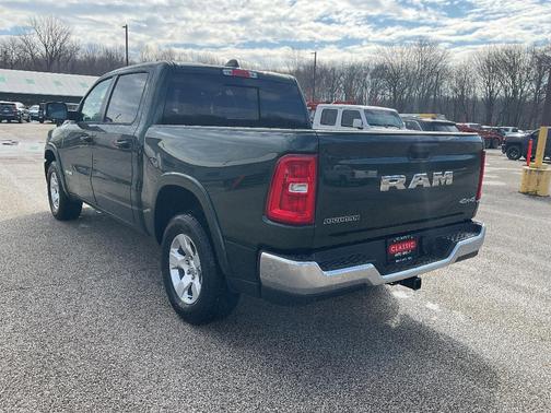 Serrano Green Metallic 2026 RAM 1500 Big Horn/Lone Star