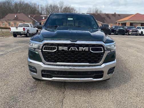 Serrano Green Metallic 2026 RAM 1500 Big Horn/Lone Star