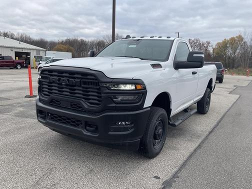 2026 RAM 2500 Tradesman Regular Cab 4x4 8' Box