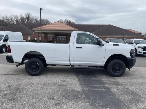 2026 RAM 2500 Tradesman Regular Cab 4x4 8' Box