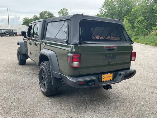 Sarge Green Clearcoat 2022 Jeep Gladiator Sport