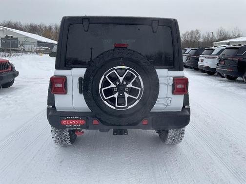 Bright White Clearcoat 2026 Jeep Wrangler Rubicon