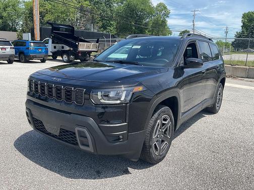 Diamond Black Crystal Pearlcoat 2026 Jeep Cherokee Limited