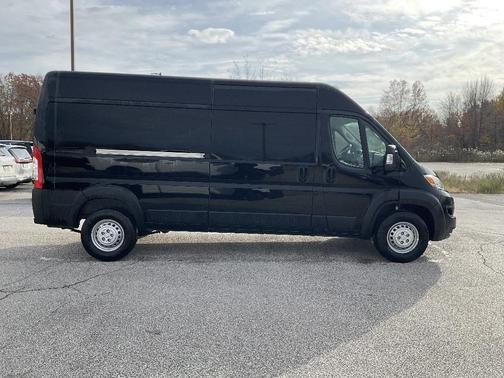 Black Clearcoat 2026 RAM ProMaster 2500 Tradesman