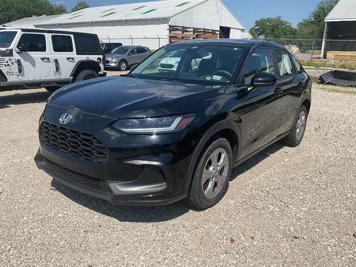 Crystal Black Pearl 2023 Honda HR-V LX