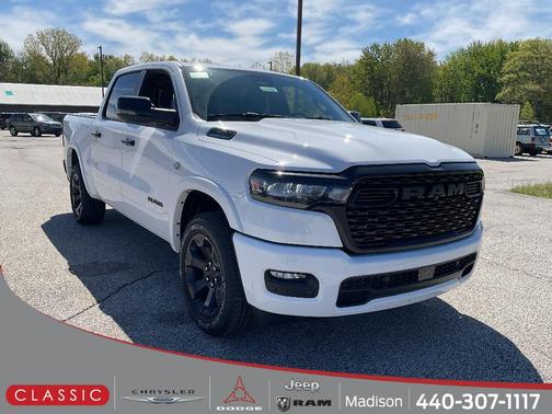 Bright White Clearcoat 2026 RAM 1500 Big Horn/Lone Star