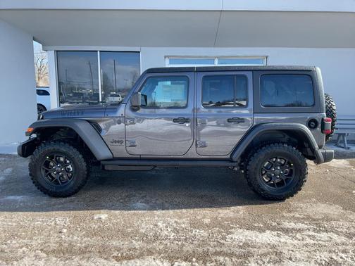 Granite Crystal Metallic Clearcoat 2026 Jeep Wrangler Willys