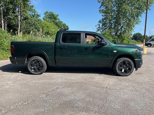 Serrano Green Metallic 2026 RAM 1500 Big Horn/Lone Star