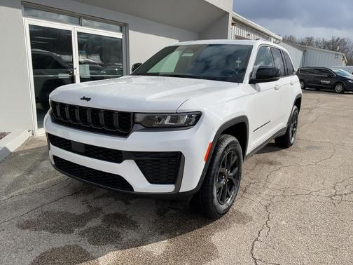 2026 Jeep Grand Cherokee Altitude