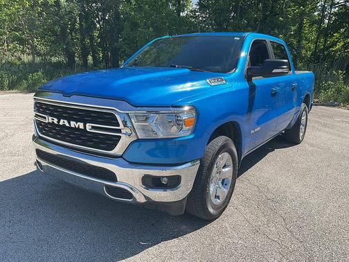 Hydro Blue Pearlcoat 2022 RAM 1500 Big Horn/Lone Star