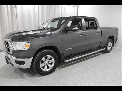 Granite Crystal Metallic Clearcoat 2020 RAM 1500 Big Horn/Lone Star