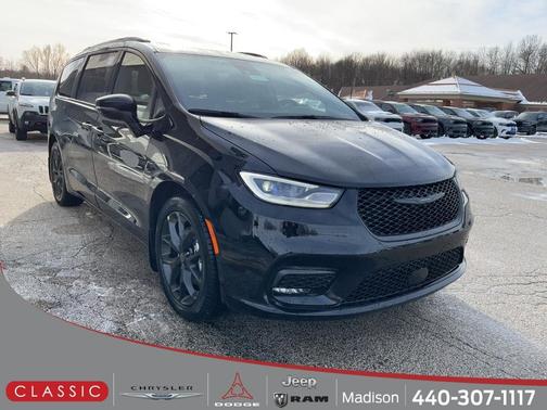 2026 Chrysler Pacifica Limited