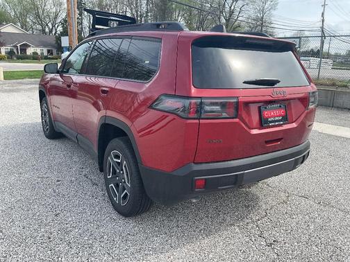 Red Hot Pearlcoat 2026 Jeep Cherokee Limited