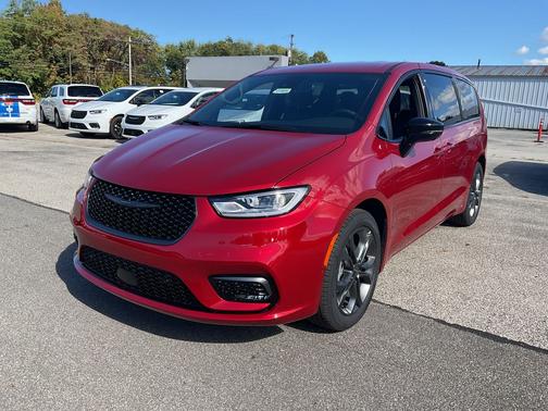 2026 Chrysler Pacifica L