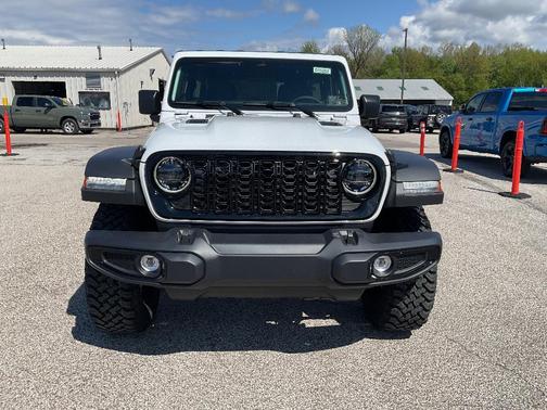 Bright White Clearcoat 2026 Jeep Wrangler Willys