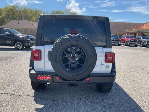 Bright White Clearcoat 2026 Jeep Wrangler Willys