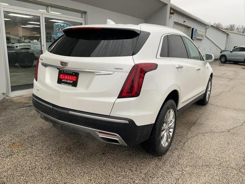 2020 Cadillac XT5 Premium Luxury