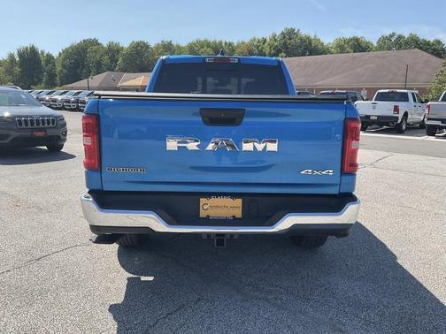 2025 RAM 1500 Big Horn Crew Cab 4x4 5'7' Box