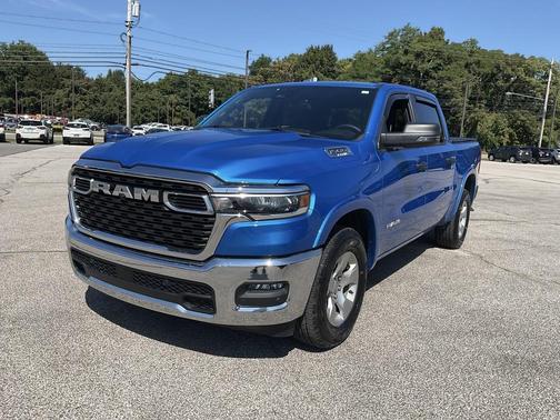 2025 RAM 1500 Big Horn Crew Cab 4x4 5'7' Box