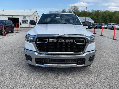 Bright White Clearcoat 2026 RAM 1500 Big Horn/Lone Star