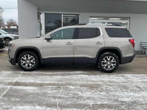 2022 GMC Acadia AWD SLE