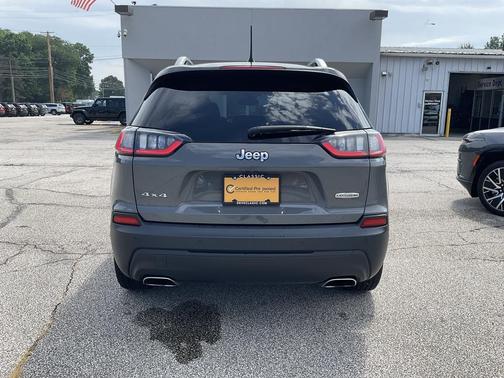 2021 Jeep Cherokee Latitude Lux