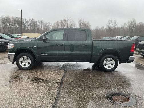 Serrano Green Metallic 2026 RAM 1500 Big Horn/Lone Star