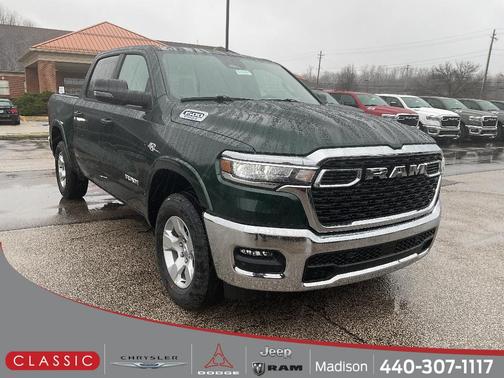 Serrano Green Metallic 2026 RAM 1500 Big Horn/Lone Star